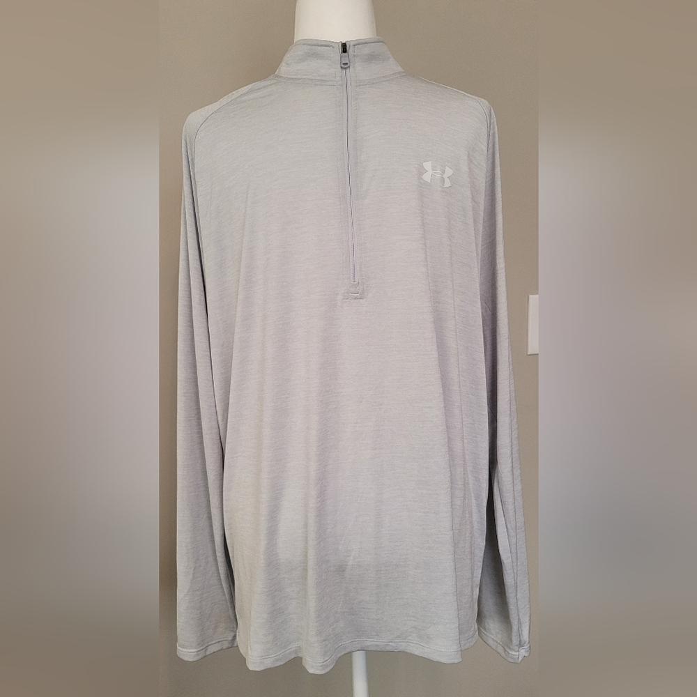 Men's Under Armour lightweight pullover